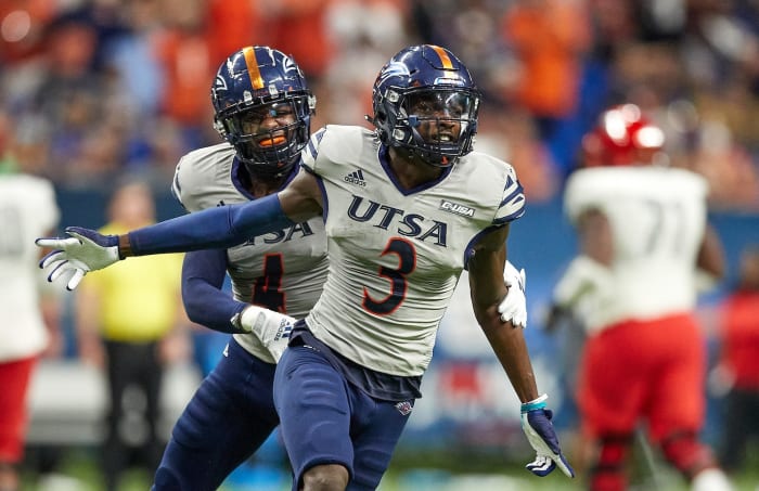 utsa_woolen_tariq_3 (1)